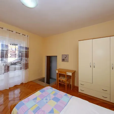 Апартаменты Antonio Задар