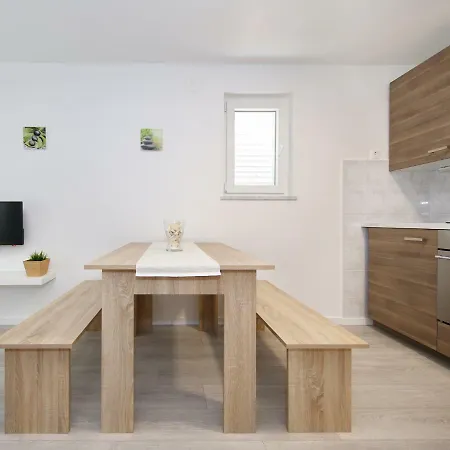 Antonio Ζαντάρ